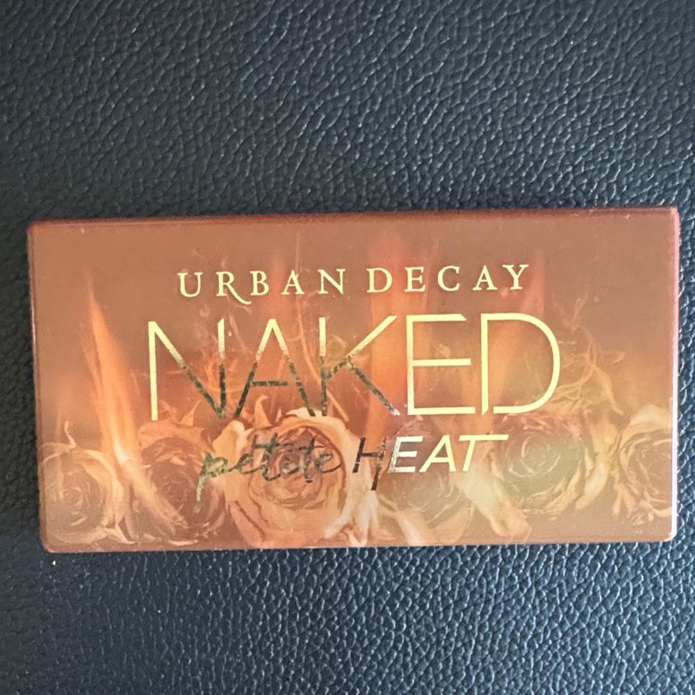 Urban Decay Naked Heat Eyeshadow Palette - Warm Brown & Copper Tones